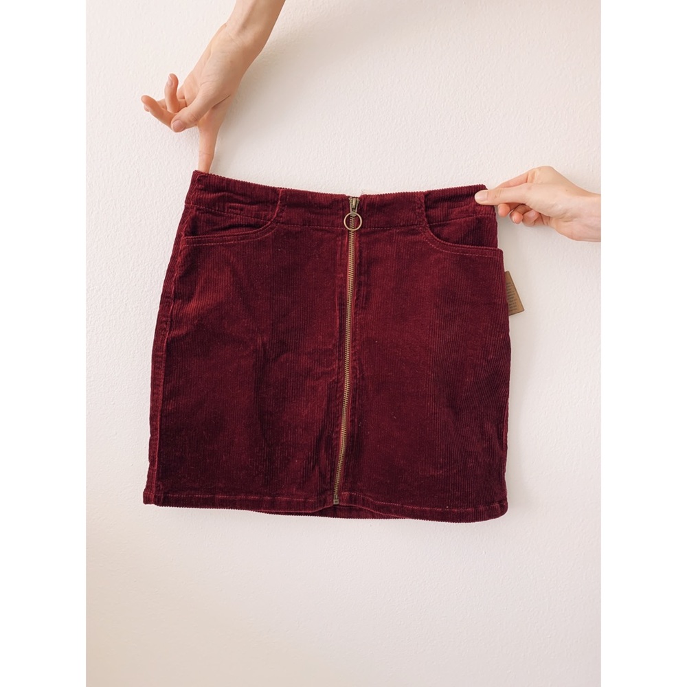Mudd maroon corduroy skirt size 7